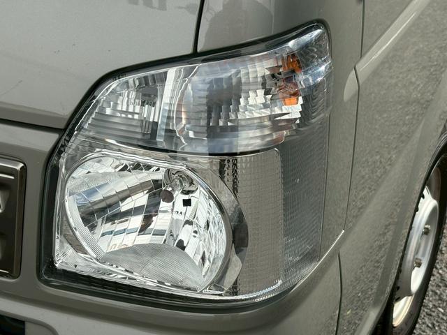 キャリイトラック KCスペシャル 禁煙車 5MT デュアルカメラブレーキサポート エアコン パワステ パワーウインドウ オートライト 運転席助手席エアバック 純正オーディオ ETC リアゲートチェーン アッパーメンバーガード キーレス(28枚目)