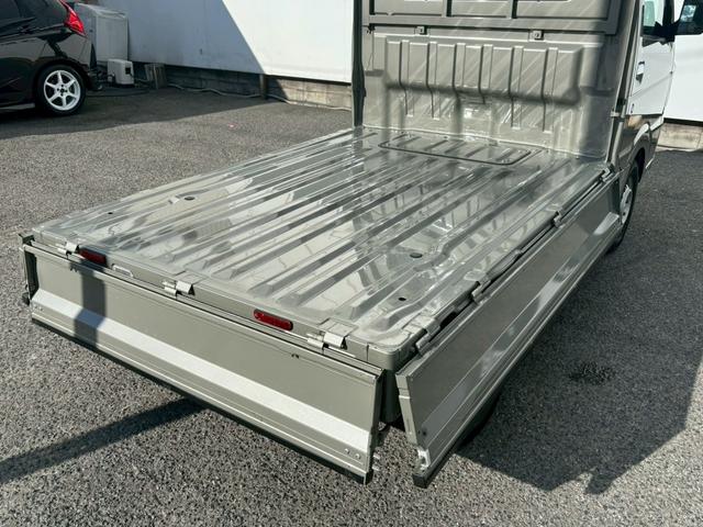 キャリイトラック KCスペシャル 禁煙車 5MT デュアルカメラブレーキサポート エアコン パワステ パワーウインドウ オートライト 運転席助手席エアバック 純正オーディオ ETC リアゲートチェーン アッパーメンバーガード キーレス(37枚目)
