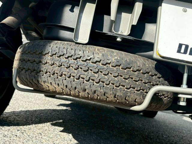 キャリイトラック KCスペシャル 禁煙車 5MT デュアルカメラブレーキサポート エアコン パワステ パワーウインドウ オートライト 運転席助手席エアバック 純正オーディオ ETC リアゲートチェーン アッパーメンバーガード キーレス(39枚目)