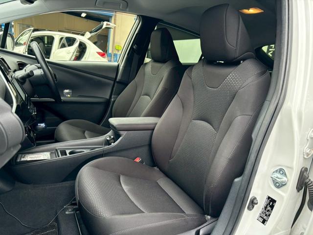 プリウス SセーフティプラスII 禁煙車 セーフティセンス 純正ナビ 全周囲カメラ モデリスタAW ETC ACC BSM 前後クリソナ LEDヘッドライト AC100V Bluetooth スペアタイヤ有 スペアキー 車検整備付(12枚目)
