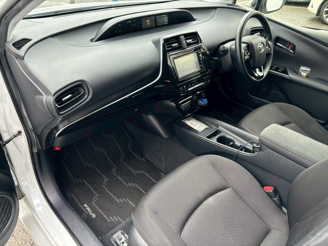 プリウス SセーフティプラスII 禁煙車 セーフティセンス 純正ナビ 全周囲カメラ モデリスタAW ETC ACC BSM 前後クリソナ LEDヘッドライト AC100V Bluetooth スペアタイヤ有 スペアキー 車検整備付(13枚目)