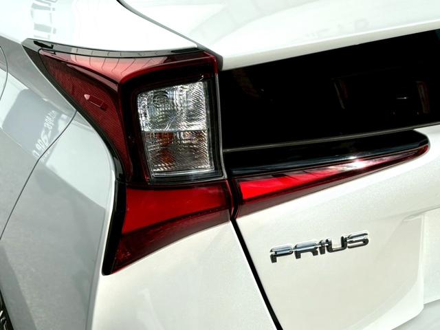 プリウス SセーフティプラスII 禁煙車 セーフティセンス 純正ナビ 全周囲カメラ モデリスタAW ETC ACC BSM 前後クリソナ LEDヘッドライト AC100V Bluetooth スペアタイヤ有 スペアキー 車検整備付(52枚目)