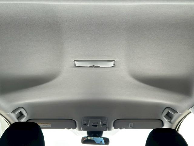 プリウス S 禁煙車 トヨタセーフティセンス 純正ナビ バックカメラ ETC 前後クリアランスソナー BLUETOOTH LEDヘッドライト 革巻きステアリング 純正15インチアルミホイール スペアキー 車検整備付(36枚目)