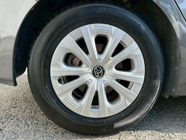 プリウス S 禁煙車 トヨタセーフティセンス 純正ナビ バックカメラ ETC 前後クリアランスソナー BLUETOOTH LEDヘッドライト 革巻きステアリング 純正15インチアルミホイール スペアキー 車検整備付(43枚目)