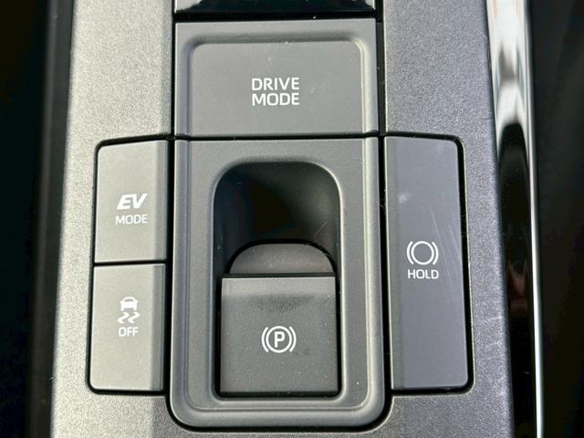 プリウス X 禁煙 ワンオーナー セーフティセンス 純正8インチディスプレイオーディオ バックカメラ ACC BSM ETC2.0 ブレーキホールド クリソナ スペアキー AC100V スペアタイヤ有 車検整備付(25枚目)