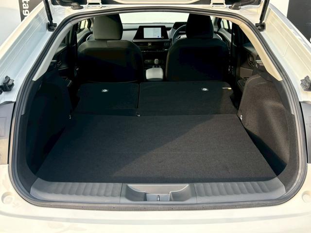 プリウス X 禁煙 ワンオーナー セーフティセンス 純正8インチディスプレイオーディオ バックカメラ ACC BSM ETC2.0 ブレーキホールド クリソナ スペアキー AC100V スペアタイヤ有 車検整備付(40枚目)