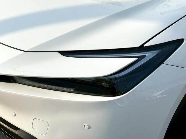 プリウス X 禁煙 ワンオーナー セーフティセンス 純正8インチディスプレイオーディオ バックカメラ ACC BSM ETC2.0 ブレーキホールド クリソナ スペアキー AC100V スペアタイヤ有 車検整備付(42枚目)