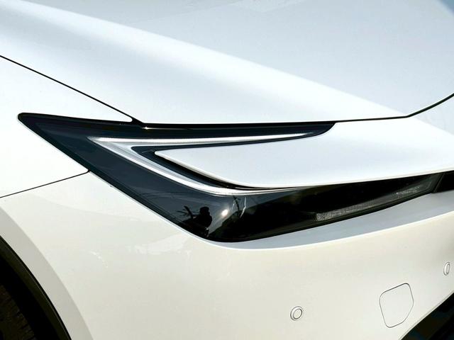 プリウス X 禁煙 ワンオーナー セーフティセンス 純正8インチディスプレイオーディオ バックカメラ ACC BSM ETC2.0 ブレーキホールド クリソナ スペアキー AC100V スペアタイヤ有 車検整備付(43枚目)