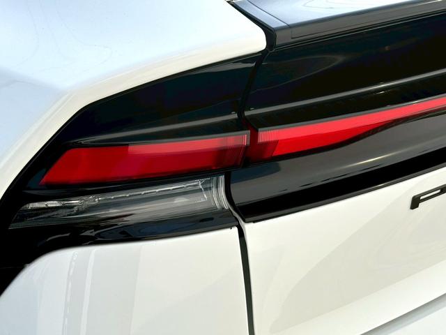 プリウス X 禁煙 ワンオーナー セーフティセンス 純正8インチディスプレイオーディオ バックカメラ ACC BSM ETC2.0 ブレーキホールド クリソナ スペアキー AC100V スペアタイヤ有 車検整備付(45枚目)