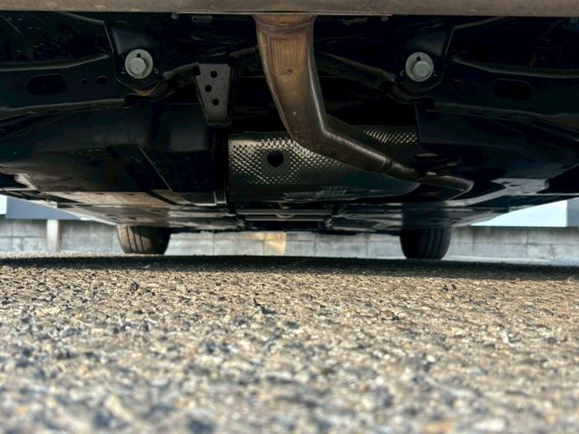 プリウス X 禁煙 ワンオーナー セーフティセンス 純正8インチディスプレイオーディオ バックカメラ ACC BSM ETC2.0 ブレーキホールド クリソナ スペアキー AC100V スペアタイヤ有 車検整備付(54枚目)