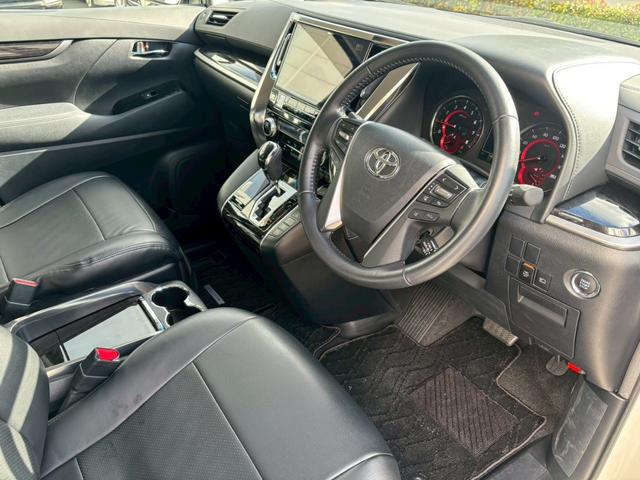 ヴェルファイア ２．５Ｚ　Ａエディション　禁煙車／１オーナー／衝突軽減ブレーキ／追従機能／レーンキープ／アルパイン１１型専用ナビＴＶ／バックカメラ／ＥＴＣ／前後ドラレコ／Ｂｌｕｅｔｏｏｔｈ／両側パワースライド／ＬＥＤ／純正１８ＡＷ／スペアキー（11枚目）