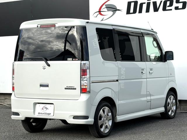 エブリイワゴン ＰＺターボ　ワンオーナーユーザー買取車　ターボ　社外ＳＤナビ・フルセグ　ＢＬＵＥＴＯＯＴＨ　電動スライドドア　ＥＴＣ　オートエアコン　電動格納ミラー　純正アルミ　スペアキー　ＵＳＢ　取扱説明書保証書付　車検整備付（7枚目）