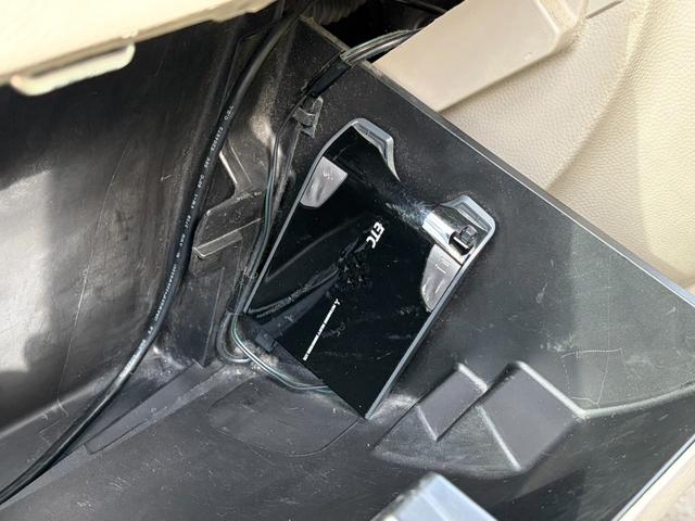 エブリイワゴン ＰＺターボ　ワンオーナーユーザー買取車　ターボ　社外ＳＤナビ・フルセグ　ＢＬＵＥＴＯＯＴＨ　電動スライドドア　ＥＴＣ　オートエアコン　電動格納ミラー　純正アルミ　スペアキー　ＵＳＢ　取扱説明書保証書付　車検整備付（12枚目）