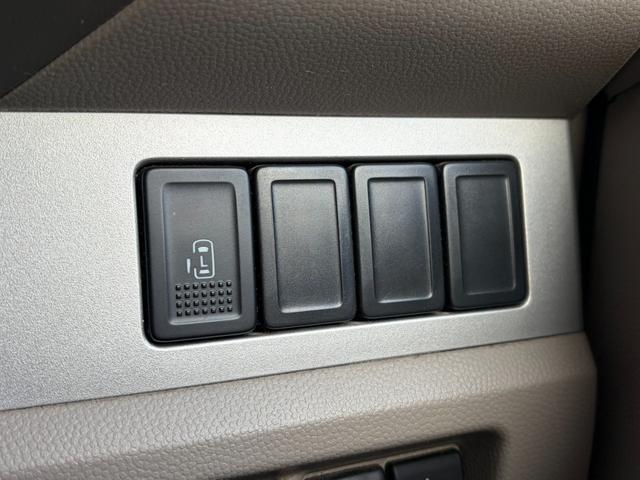 エブリイワゴン ＰＺターボ　ワンオーナーユーザー買取車　ターボ　社外ＳＤナビ・フルセグ　ＢＬＵＥＴＯＯＴＨ　電動スライドドア　ＥＴＣ　オートエアコン　電動格納ミラー　純正アルミ　スペアキー　ＵＳＢ　取扱説明書保証書付　車検整備付（23枚目）