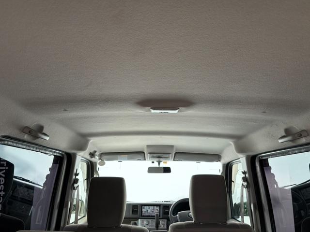 エブリイワゴン ＰＺターボ　ワンオーナーユーザー買取車　ターボ　社外ＳＤナビ・フルセグ　ＢＬＵＥＴＯＯＴＨ　電動スライドドア　ＥＴＣ　オートエアコン　電動格納ミラー　純正アルミ　スペアキー　ＵＳＢ　取扱説明書保証書付　車検整備付（30枚目）