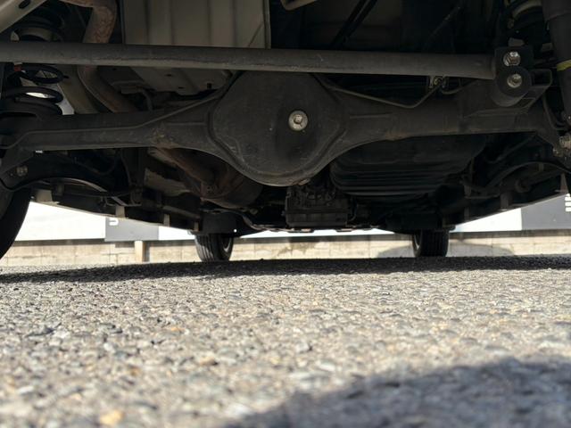 エブリイワゴン ＰＺターボ　ワンオーナーユーザー買取車　ターボ　社外ＳＤナビ・フルセグ　ＢＬＵＥＴＯＯＴＨ　電動スライドドア　ＥＴＣ　オートエアコン　電動格納ミラー　純正アルミ　スペアキー　ＵＳＢ　取扱説明書保証書付　車検整備付（43枚目）