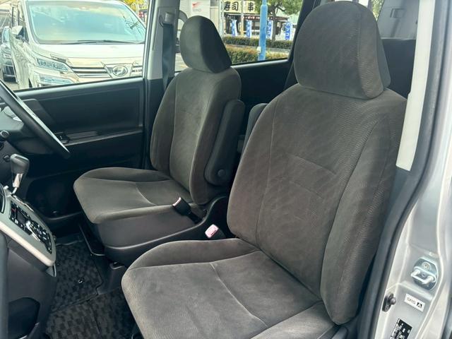 ヴォクシー トランス－Ｘ　禁煙車　ＥＣＬＩＰＳＥ７インチナビ・ＴＶ・フルセグ　レーダー探知機　両側スライドドア　２列シート　Ｂｌｕｅｔｏｏｔｈ　ＥＴＣ　ＡＡＣ　ＣＤ・ＤＶＤ　タイミングチェーン　チップアップシート　車検整備付き（14枚目）