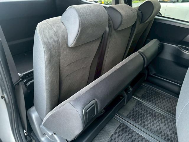 ヴォクシー トランス－Ｘ　禁煙車　ＥＣＬＩＰＳＥ７インチナビ・ＴＶ・フルセグ　レーダー探知機　両側スライドドア　２列シート　Ｂｌｕｅｔｏｏｔｈ　ＥＴＣ　ＡＡＣ　ＣＤ・ＤＶＤ　タイミングチェーン　チップアップシート　車検整備付き（32枚目）