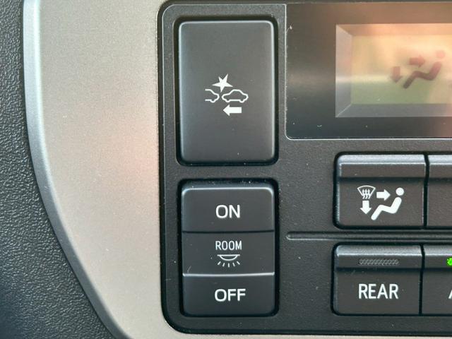 ハイエースワゴン グランドキャビン　禁煙車／法人ワンオーナー／トヨタセーフティセンス／４ＷＤ／１０人乗り／純正ナビＴＶ／バックカメラ／ＥＴＣ／オートハイビーム／オートエアコン／プライバシーガラス／リア両側固定ガラス／車検整備付き（7枚目）