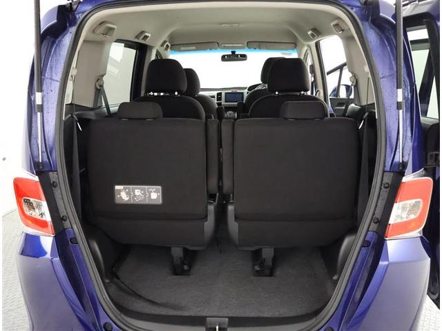 フリード Ｇ　ジャストセレクション　フルセグ　メモリーナビ　ＤＶＤ再生　バックカメラ　ＥＴＣ　両側電動スライド　ＨＩＤヘッドライト　乗車定員６人　３列シート　アイドリングストップ（14枚目）