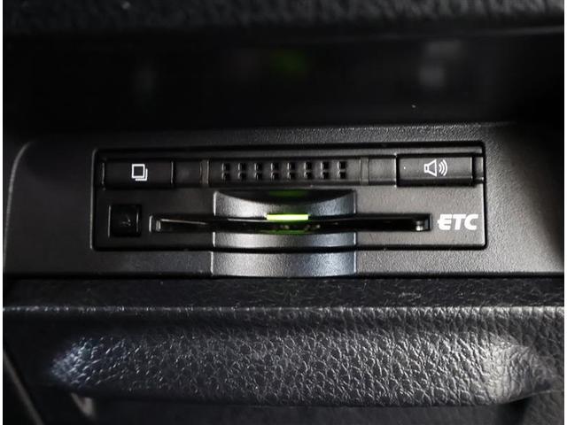 エスクァイア ハイブリッドＸｉ　フルセグ　メモリーナビ　ＤＶＤ再生　バックカメラ　衝突被害軽減システム　ＥＴＣ　ドラレコ　電動スライドドア　ＬＥＤヘッドランプ　乗車定員７人　３列シート（29枚目）