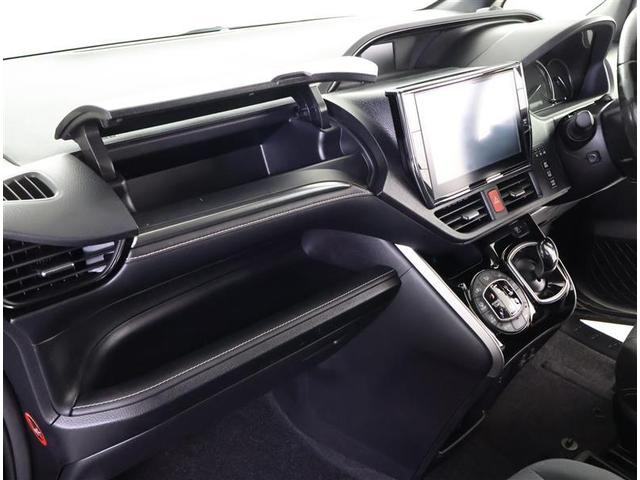 エスクァイア ハイブリッドＸｉ　フルセグ　メモリーナビ　ＤＶＤ再生　バックカメラ　衝突被害軽減システム　ＥＴＣ　ドラレコ　電動スライドドア　ＬＥＤヘッドランプ　乗車定員７人　３列シート（30枚目）