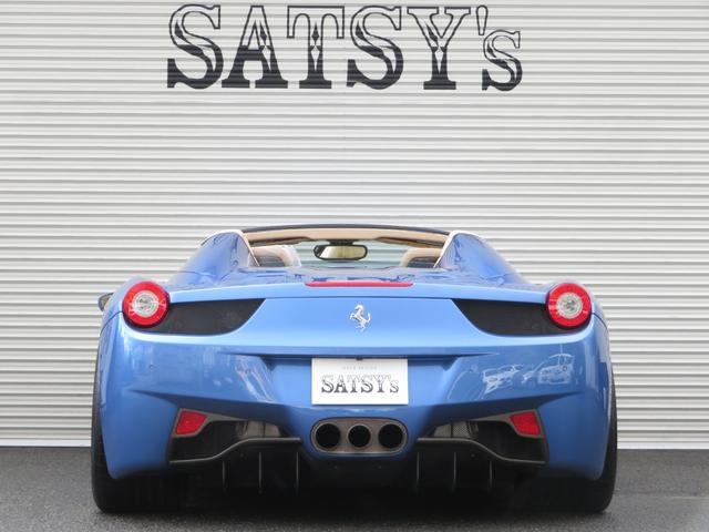 ４５８スパイダー ベースグレード　ベースグレード（２名）　左Ｈ　パワークラフト可変式マフラー　ハイパーフォージド２１　２２インチホイール　カーボンレーシングシート　バックカメラ　パーキングセンサー　カーボンドアパネル（11枚目）