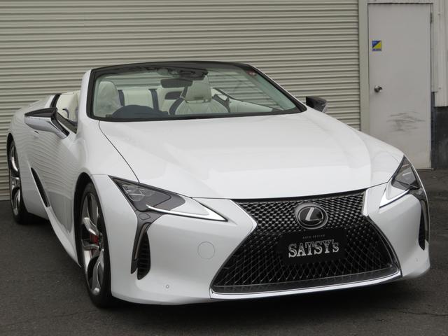 ＬＣ ＬＣ５００　コンバーチブル　ブルー／ホワイトレザーシート　マークレビンソンサウンドシステム　オレンジブレーキキャリパー　ワンオーナー　カラーヘッドアップディスプレー　ＯＰ２１インチ鍛造ホイール　禁煙車（18枚目）