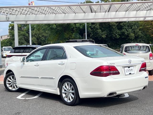 クラウン ロイヤルサルーン ユーザー様買取車輌/取扱説明書/記録簿/禁煙車/スマートキー2個/HIDヘッドライト/クルーズコントロール/パワーシート/純正.17AW/イージークローザー/モード切替/ETC(71枚目)