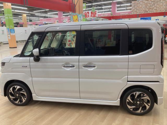 スペーシアカスタム ハイブリッドXSターボ 届出済未使用車 ターボ車 セーフティサポート 衝突被害軽減ブレーキ 誤発進抑制 追従クルコン 両側パワースライドドア LEDヘッドライト LEDフォグ シートヒーター 革巻きステアリング パドルシフト(6枚目)