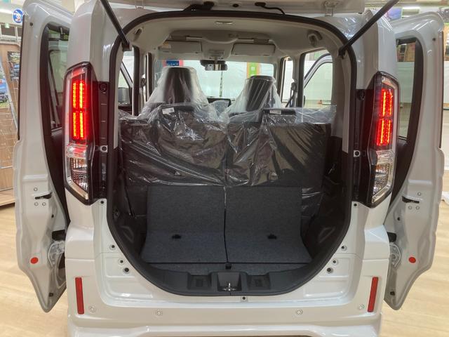 スペーシアカスタム ハイブリッドXSターボ 届出済未使用車 ターボ車 セーフティサポート 衝突被害軽減ブレーキ 誤発進抑制 追従クルコン 両側パワースライドドア LEDヘッドライト LEDフォグ シートヒーター 革巻きステアリング パドルシフト(16枚目)