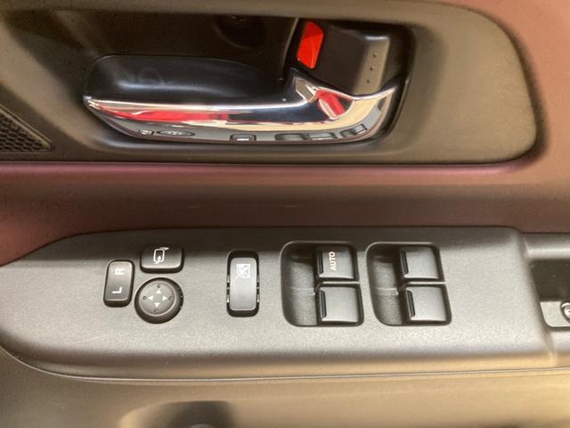 スペーシアカスタム ハイブリッドXSターボ 届出済未使用車 ターボ車 セーフティサポート 衝突被害軽減ブレーキ 誤発進抑制 追従クルコン 両側パワースライドドア LEDヘッドライト LEDフォグ シートヒーター 革巻きステアリング パドルシフト(36枚目)