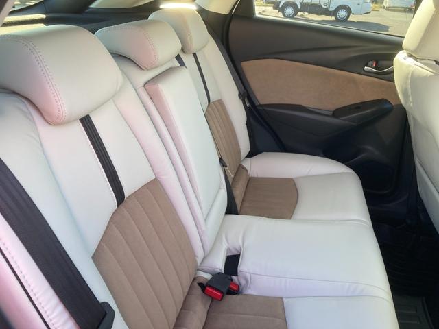 ＣＸ－３ １５Ｓ　アーバン　ドレッサー　ブラックグロッシーパッケージ　衝突被害軽減ブレーキ　追従クルコン　前後誤発進抑制機能　ブラインドスポットモニター　３６０°全周囲モニター　ホワイト合皮コンビシート　シートヒーター　ＬＥＤヘッドライト（15枚目）