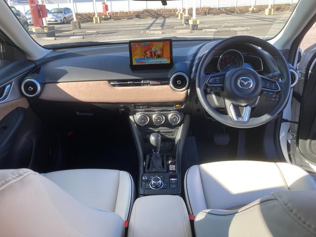 ＣＸ－３ １５Ｓ　アーバン　ドレッサー　ブラックグロッシーパッケージ　衝突被害軽減ブレーキ　追従クルコン　前後誤発進抑制機能　ブラインドスポットモニター　３６０°全周囲モニター　ホワイト合皮コンビシート　シートヒーター　ＬＥＤヘッドライト（20枚目）