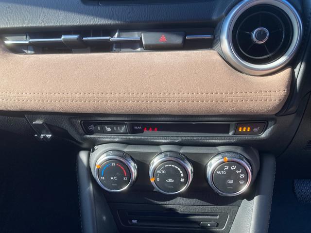 ＣＸ－３ １５Ｓ　アーバン　ドレッサー　ブラックグロッシーパッケージ　衝突被害軽減ブレーキ　追従クルコン　前後誤発進抑制機能　ブラインドスポットモニター　３６０°全周囲モニター　ホワイト合皮コンビシート　シートヒーター　ＬＥＤヘッドライト（22枚目）