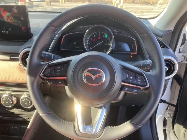 ＣＸ－３ １５Ｓ　アーバン　ドレッサー　ブラックグロッシーパッケージ　衝突被害軽減ブレーキ　追従クルコン　前後誤発進抑制機能　ブラインドスポットモニター　３６０°全周囲モニター　ホワイト合皮コンビシート　シートヒーター　ＬＥＤヘッドライト（26枚目）