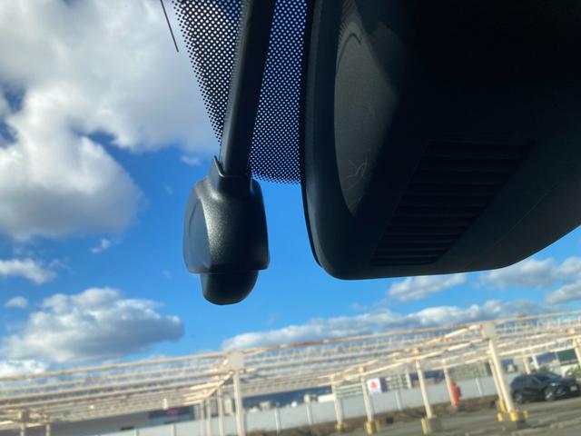 ＣＸ－３ １５Ｓ　アーバン　ドレッサー　ブラックグロッシーパッケージ　衝突被害軽減ブレーキ　追従クルコン　前後誤発進抑制機能　ブラインドスポットモニター　３６０°全周囲モニター　ホワイト合皮コンビシート　シートヒーター　ＬＥＤヘッドライト（42枚目）