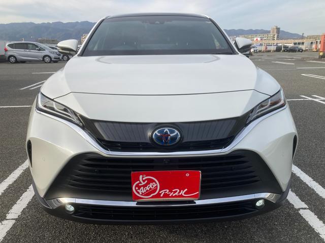 ハリアーハイブリッド Ｚ　レザーパッケージ　調光パノラマルーフ　衝突被害軽減ブレーキ　レーダークルーズ　ブラウンステッチ入革シート　ＪＢＬサウンドシステム　純正１２．３インチナビ　フルセグＴＶ　全周囲モニター　シートエアコン　パワーＢドア　禁煙（2枚目）