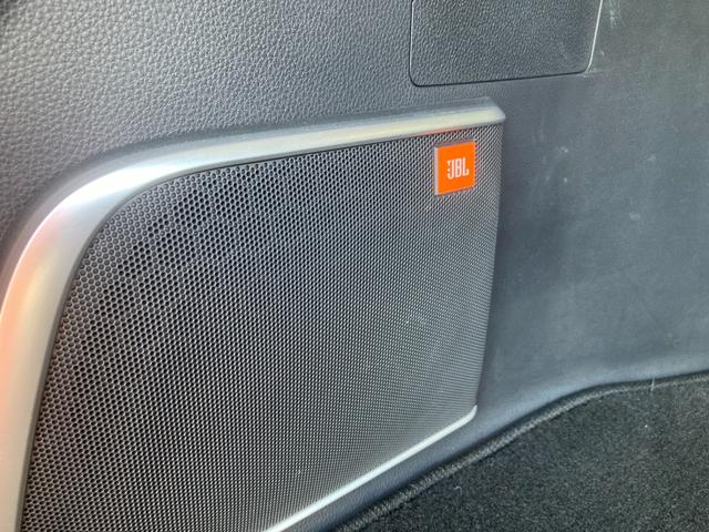 ハリアーハイブリッド Ｚ　レザーパッケージ　調光パノラマルーフ　衝突被害軽減ブレーキ　レーダークルーズ　ブラウンステッチ入革シート　ＪＢＬサウンドシステム　純正１２．３インチナビ　フルセグＴＶ　全周囲モニター　シートエアコン　パワーＢドア　禁煙（24枚目）