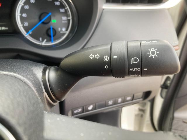 ハリアーハイブリッド Ｚ　レザーパッケージ　調光パノラマルーフ　衝突被害軽減ブレーキ　レーダークルーズ　ブラウンステッチ入革シート　ＪＢＬサウンドシステム　純正１２．３インチナビ　フルセグＴＶ　全周囲モニター　シートエアコン　パワーＢドア　禁煙（60枚目）