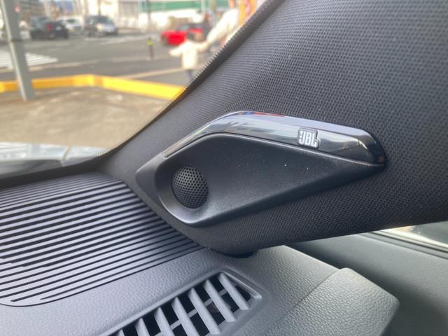 ハリアーハイブリッド Ｚ　レザーパッケージ　調光パノラマルーフ　衝突被害軽減ブレーキ　レーダークルーズ　ブラウンステッチ入革シート　ＪＢＬサウンドシステム　純正１２．３インチナビ　フルセグＴＶ　全周囲モニター　シートエアコン　パワーＢドア　禁煙（73枚目）