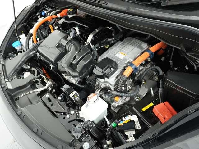 e:HEVホーム 社用車 ナビゲーションシステム バックカメラ ETC 電動パーキングブレーキシステム 液晶メーター スマートキーシステム リアワイパー 熱線 オートエアコン 合成皮革コンビシート インテリア内装黒(20枚目)