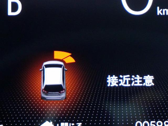 e:HEVホーム 社用車 ナビゲーションシステム バックカメラ ETC 電動パーキングブレーキシステム 液晶メーター スマートキーシステム リアワイパー 熱線 オートエアコン 合成皮革コンビシート インテリア内装黒(36枚目)