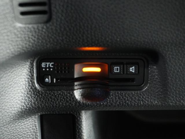 Ｎ－ＢＯＸカスタム Ｇ・Ｌターボホンダセンシング　１オ－ナ－　ナビ　Ｒカメ　Ｄレコ　ＥＴＣ　両電扉　ＢＴ　地デジ　後席シェード　サイドバイザー　パドルシフト　ＬＥＤヘッドライト　革巻ステアリング　シートヒーター　ターボ　１５インチアルミホイール（8枚目）