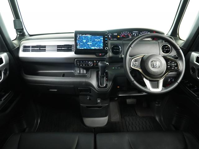 Ｎ－ＢＯＸカスタム Ｇ・Ｌターボホンダセンシング　１オ－ナ－　ナビ　Ｒカメ　Ｄレコ　ＥＴＣ　両電扉　ＢＴ　地デジ　後席シェード　サイドバイザー　パドルシフト　ＬＥＤヘッドライト　革巻ステアリング　シートヒーター　ターボ　１５インチアルミホイール（9枚目）