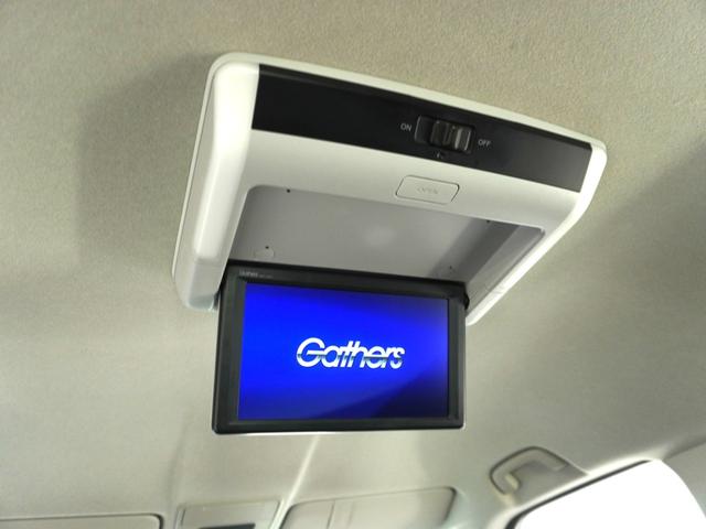 ステップワゴン エアー　１オ－ナ－　ナビ　後席モニタ　Ｒカメ　ＥＴＣ　両電扉　ＢＴ　後席シェード　運転席ハイトアジャスターシート　液晶メーター　インテリア内装黒　サイドバイザー　二列目キャプテンシート　電動サイドブレーキ（4枚目）
