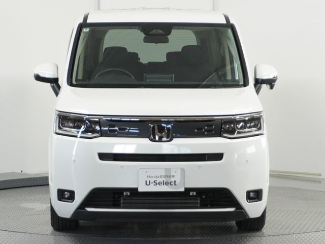 ステップワゴン エアー　１オ－ナ－　ナビ　後席モニタ　Ｒカメ　ＥＴＣ　両電扉　ＢＴ　後席シェード　運転席ハイトアジャスターシート　液晶メーター　インテリア内装黒　サイドバイザー　二列目キャプテンシート　電動サイドブレーキ（24枚目）