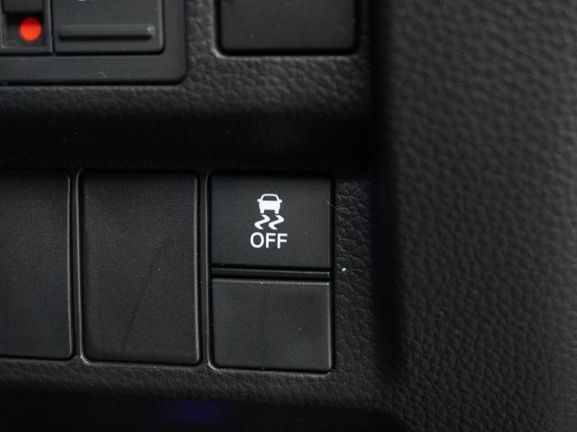 ステップワゴン エアー　１オ－ナ－　ナビ　後席モニタ　Ｒカメ　ＥＴＣ　両電扉　ＢＴ　後席シェード　運転席ハイトアジャスターシート　液晶メーター　インテリア内装黒　サイドバイザー　二列目キャプテンシート　電動サイドブレーキ（47枚目）