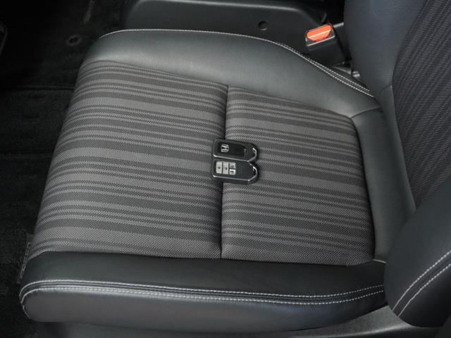 フリード Ｇ・ホンダセンシング　１オ－ナ－　ナビ　Ｒカメ　ＥＴＣ　両電扉　ＢＴ　地デジ　ＬＥＤ　後席シェード　マッドガード　インテリア内装ブラック　合皮コンビシート　サイドバイザー　二列目キャプテンシート　革巻ステアリング（33枚目）