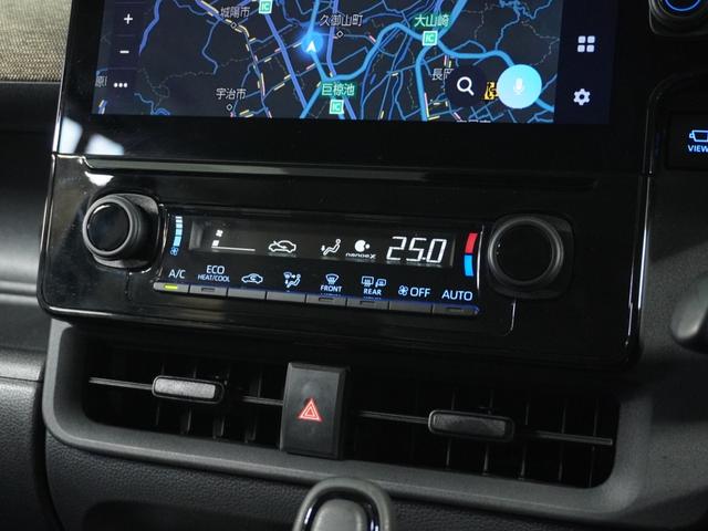 シエンタ ハイブリッドＺ　１オ－ナ－　ナビ　全周囲カメ　ＥＴＣ　両電扉　ＢＴ　地デジ　後席サーキュレーター　ステアリングヒーター　後席シェード　アースカラー　ブラインドスポットモニター　シートバックテーブル　シートヒーター（10枚目）